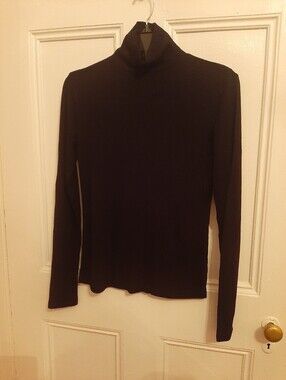 Ribbed Long Sleeve Turtleneck